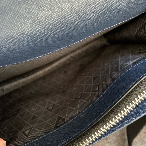 Botkier Cobble Hill Crossbody Bag - Picture 6 of 7